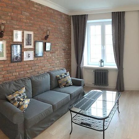Apartamenty Dlugi Targ กดัญสก์ ภายนอก รูปภาพ