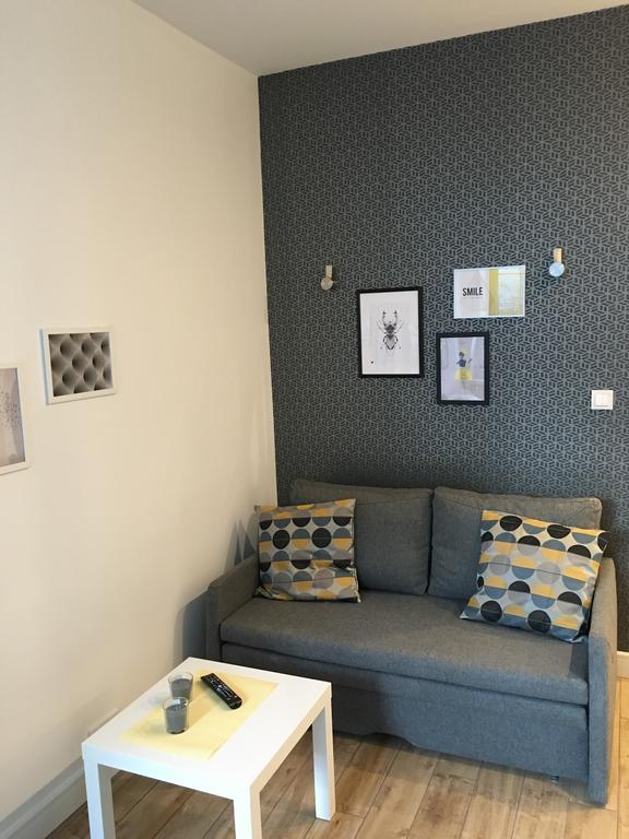 Apartamenty Dlugi Targ กดัญสก์ ภายนอก รูปภาพ