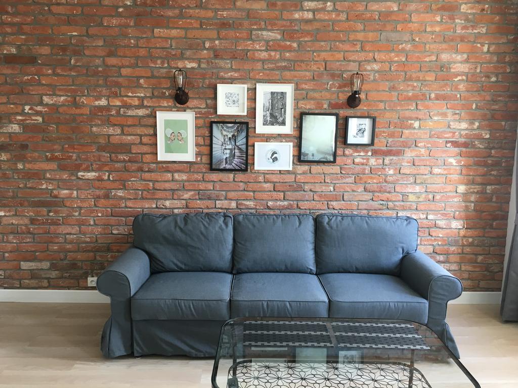 Apartamenty Dlugi Targ กดัญสก์ ภายนอก รูปภาพ